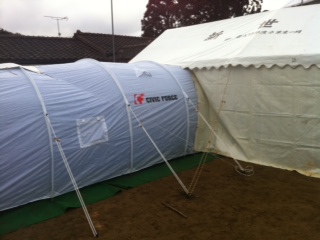 20110404テント３.jpg