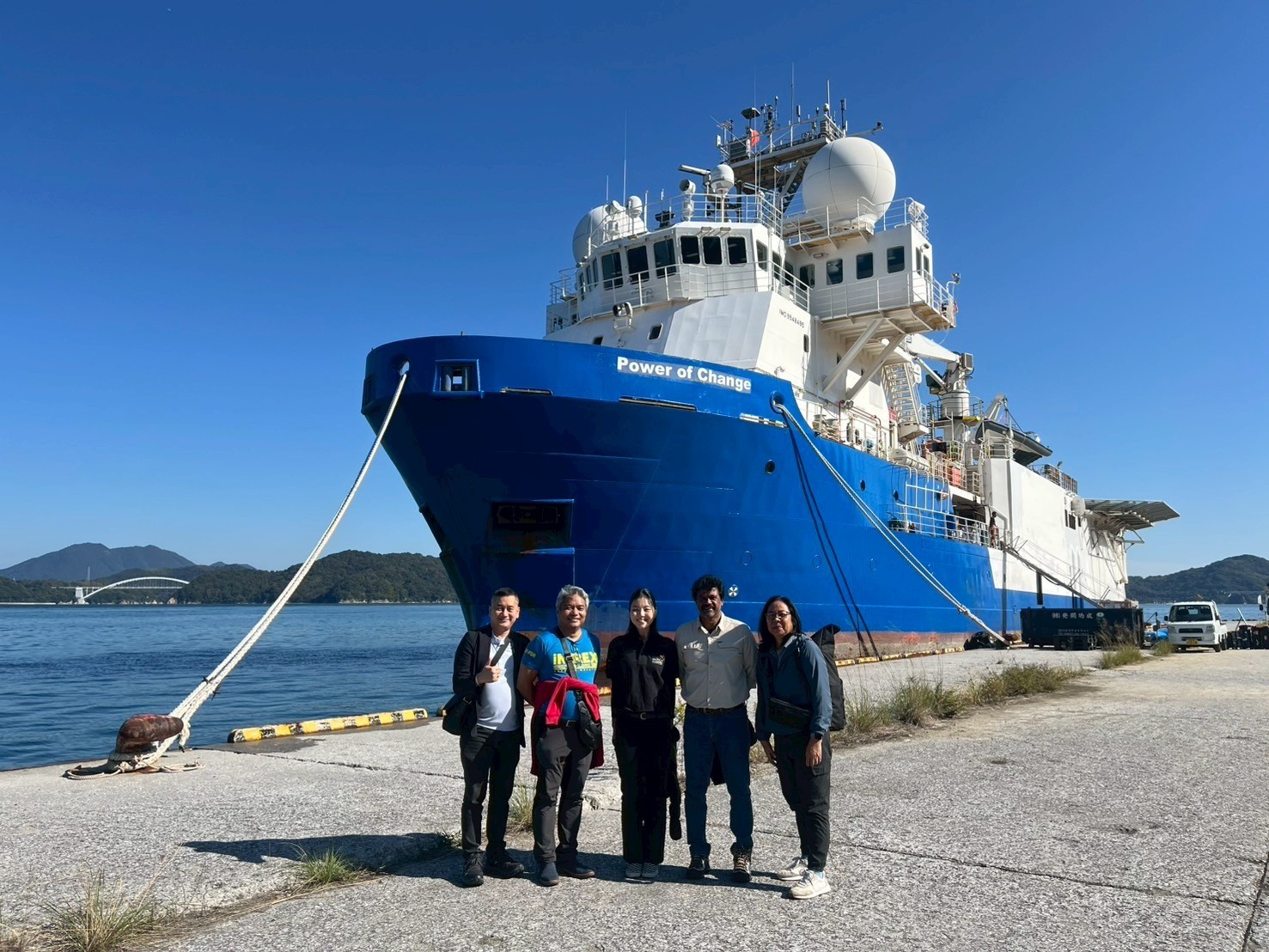 c7b199b90c10e4a71e097fb5ee76bd1e-1762466904.jpg c7b199b90c10e4a71e097fb5ee76bd1e-1762466904.jpg