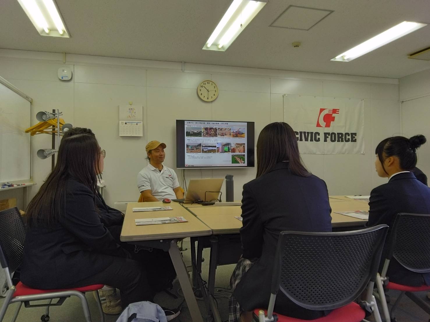 【東京・中野中学校】生徒たちがCivic Force東京事務所を訪問